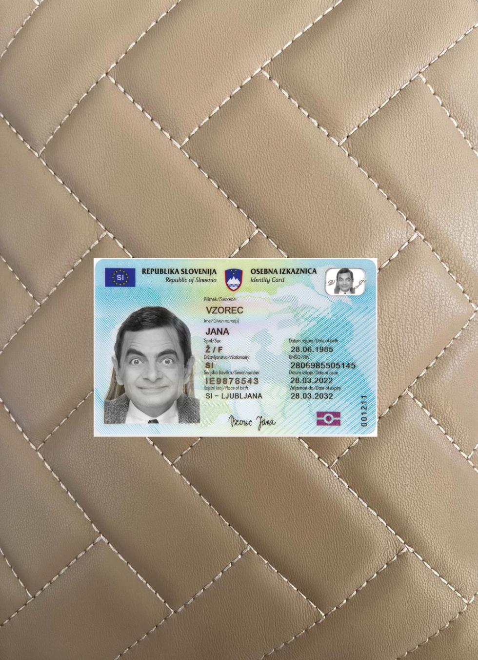 Blank Slovenia ID card 2022 present photolook real example